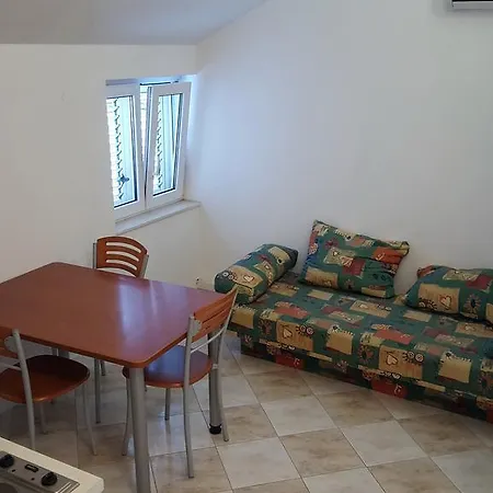 Aba Apartment *